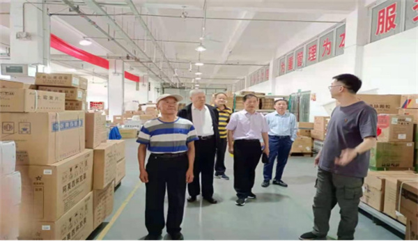 淮南市局離退休第三黨支部參觀學(xué)習(xí)促提升，交流互動(dòng)強(qiáng)黨建