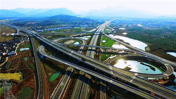 淮南孔李淮河大橋公路項目榮獲“李春獎”