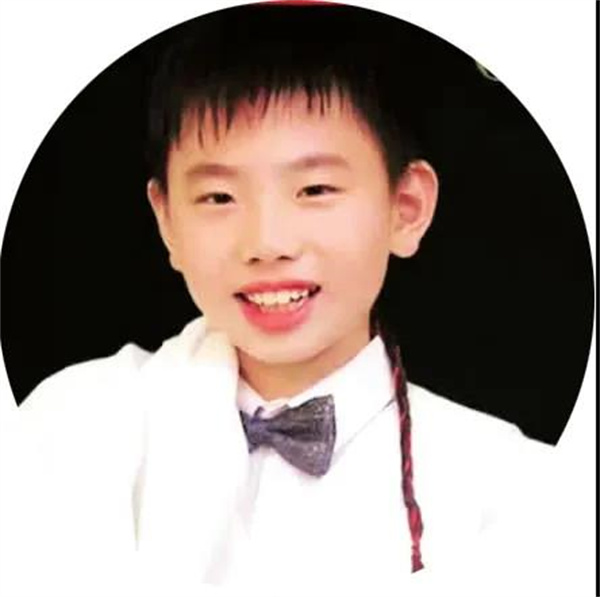 12歲少年因書法特長被破格錄取，書法特長成就人生夢想！