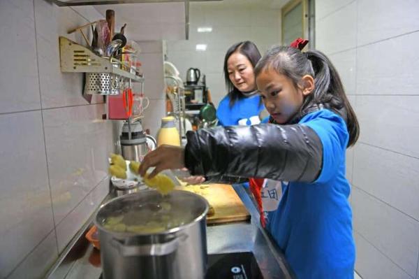 淮南市未保委在行動踐行家庭教育促進法 