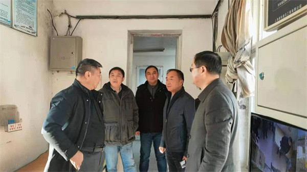 省經(jīng)信廳赴淮南市開展地方鐵路無人看護(hù)道口安全穩(wěn)定檢查活動